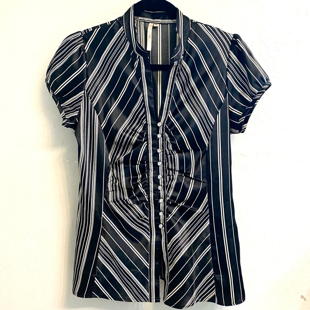 Papaya Black and White Stripped Satin Top size Medium